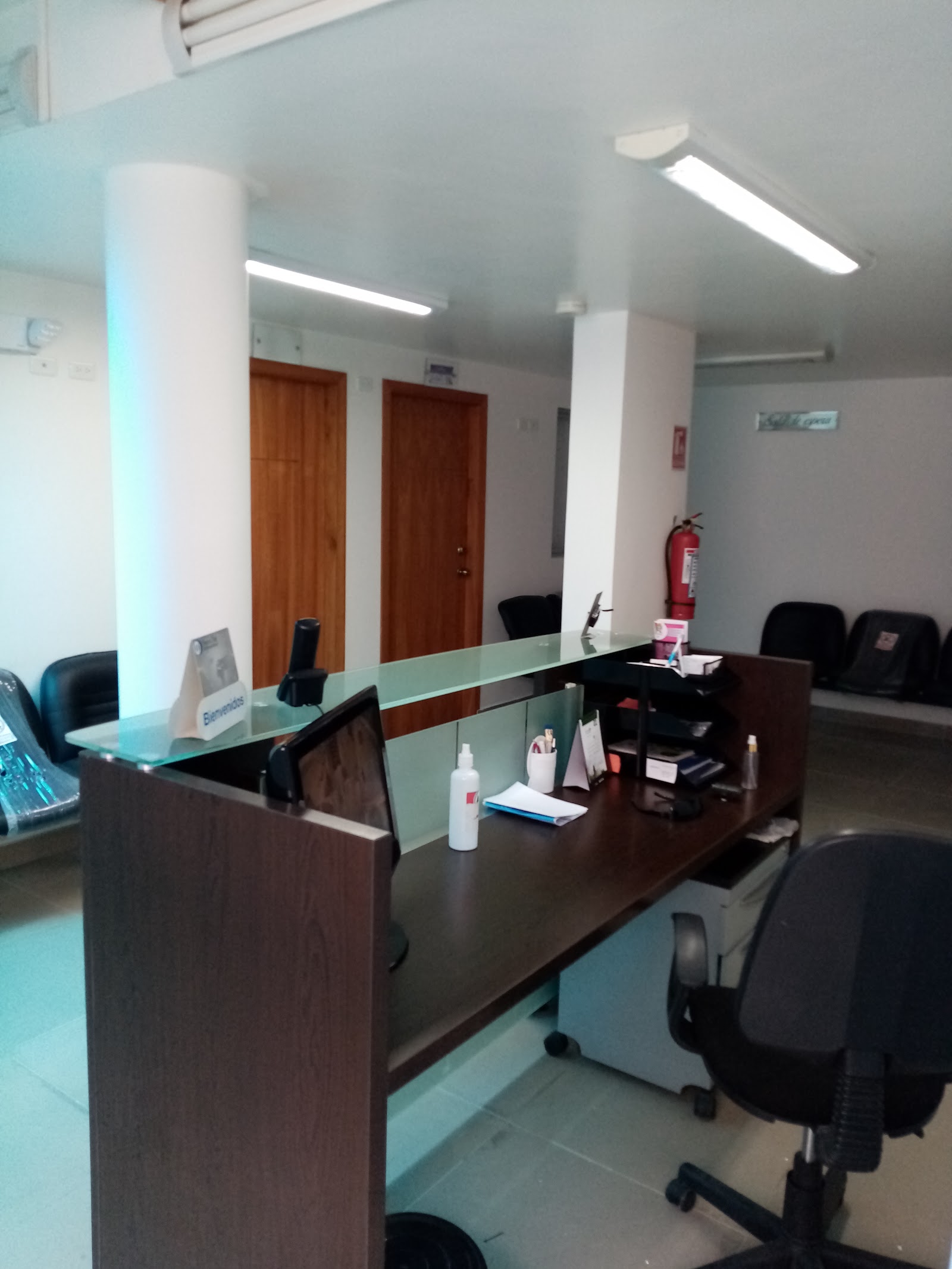 Especialidades Médicas y Dentales Tumbaco